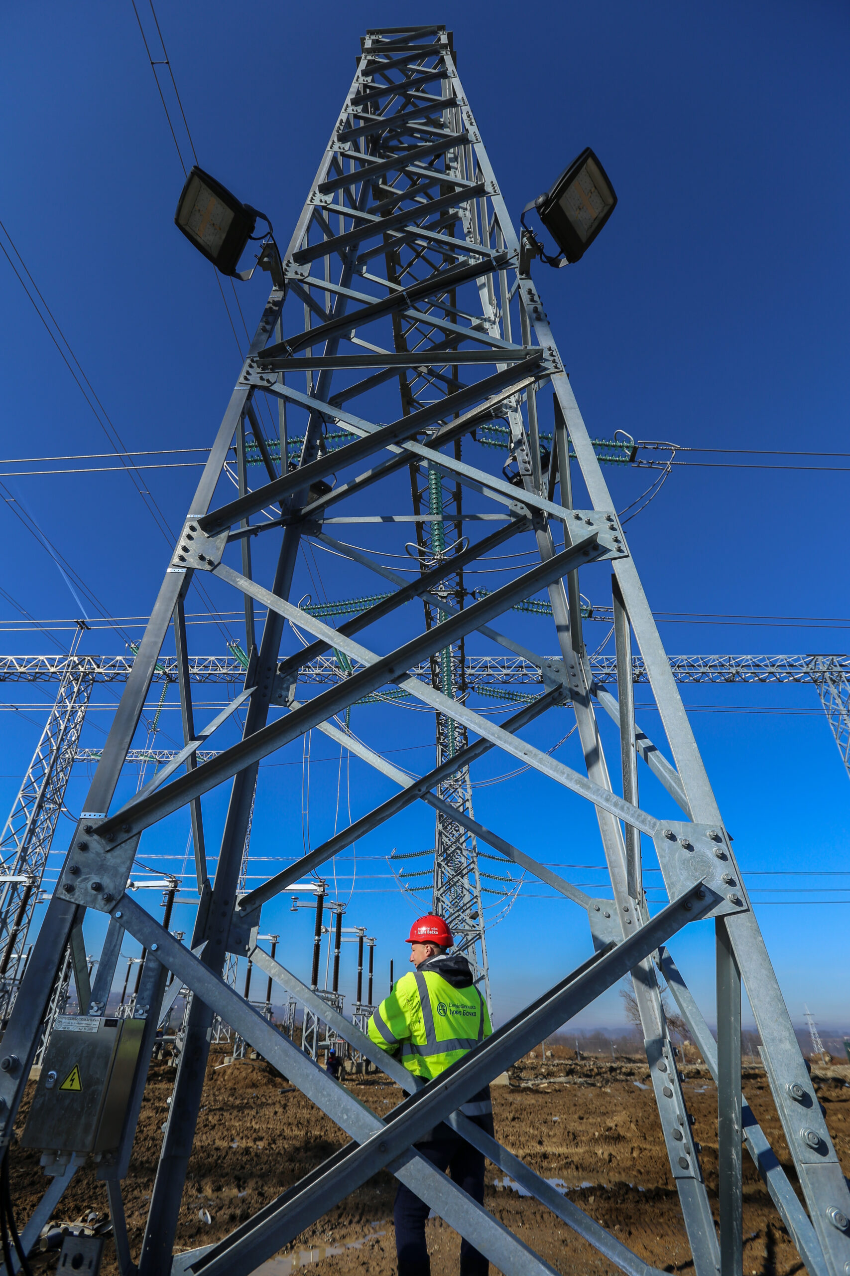 Felszerelések kézbesítése és munkálatok a Kragujevac – Kraljevo 400 kV távvezeték III. szakaszán